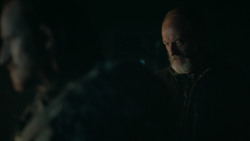 extant_GameOfThrones_6x01-TheRedWoman_0323