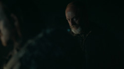 extant_GameOfThrones_6x01-TheRedWoman_0327