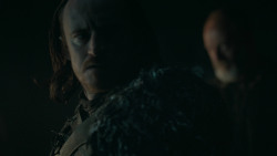 extant_GameOfThrones_6x01-TheRedWoman_0335