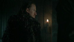 extant_GameOfThrones_6x01-TheRedWoman_0344