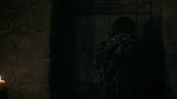 extant_GameOfThrones_6x01-TheRedWoman_0380