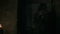 extant_GameOfThrones_6x01-TheRedWoman_0381