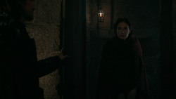 extant_GameOfThrones_6x01-TheRedWoman_0391