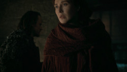 extant_GameOfThrones_6x01-TheRedWoman_0402