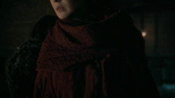 extant_GameOfThrones_6x01-TheRedWoman_0403