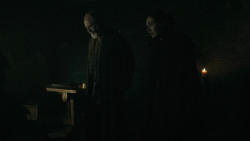 extant_GameOfThrones_6x01-TheRedWoman_0409