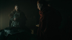 extant_GameOfThrones_6x01-TheRedWoman_0428