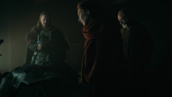 extant_GameOfThrones_6x01-TheRedWoman_0429