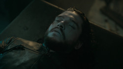 extant_GameOfThrones_6x01-TheRedWoman_0445