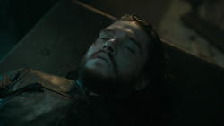 extant_GameOfThrones_6x01-TheRedWoman_0446