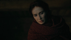 extant_GameOfThrones_6x01-TheRedWoman_0452