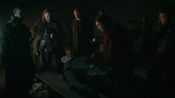 extant_GameOfThrones_6x01-TheRedWoman_0473