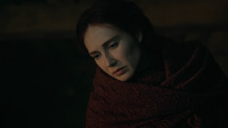 extant_GameOfThrones_6x01-TheRedWoman_0486