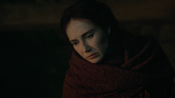 extant_GameOfThrones_6x01-TheRedWoman_0488