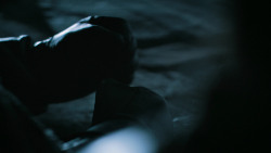 extant_GameOfThrones_6x01-TheRedWoman_0517