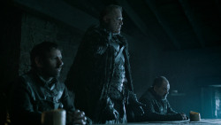 extant_GameOfThrones_6x01-TheRedWoman_0547