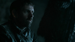 extant_GameOfThrones_6x01-TheRedWoman_0556