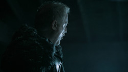 extant_GameOfThrones_6x01-TheRedWoman_0612