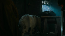 extant_GameOfThrones_6x01-TheRedWoman_0723