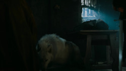 extant_GameOfThrones_6x01-TheRedWoman_0725