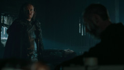 extant_GameOfThrones_6x01-TheRedWoman_0743