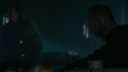 extant_GameOfThrones_6x01-TheRedWoman_0747