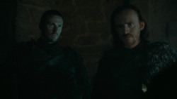 extant_GameOfThrones_6x01-TheRedWoman_0803