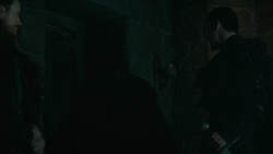 extant_GameOfThrones_6x01-TheRedWoman_0822