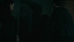 extant_GameOfThrones_6x01-TheRedWoman_0823