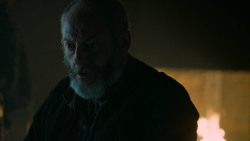 extant_GameOfThrones_6x01-TheRedWoman_0829