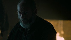 extant_GameOfThrones_6x01-TheRedWoman_0830