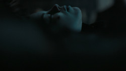 extant_GameOfThrones_6x01-TheRedWoman_0851