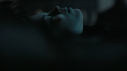 extant_GameOfThrones_6x01-TheRedWoman_0852