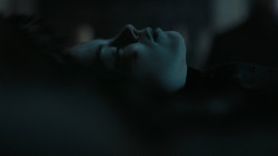 extant_GameOfThrones_6x01-TheRedWoman_0855