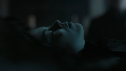 extant_GameOfThrones_6x01-TheRedWoman_0860
