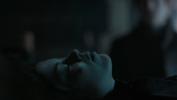 extant_GameOfThrones_6x01-TheRedWoman_0866