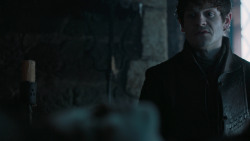 extant_GameOfThrones_6x01-TheRedWoman_0872