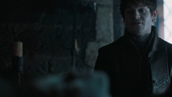 extant_GameOfThrones_6x01-TheRedWoman_0873