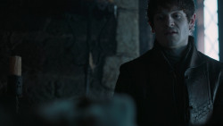 extant_GameOfThrones_6x01-TheRedWoman_0877