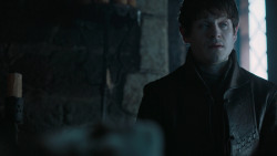 extant_GameOfThrones_6x01-TheRedWoman_0881