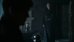 extant_GameOfThrones_6x01-TheRedWoman_0889