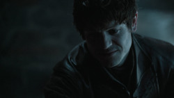 extant_GameOfThrones_6x01-TheRedWoman_0930