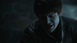 extant_GameOfThrones_6x01-TheRedWoman_0936