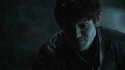 extant_GameOfThrones_6x01-TheRedWoman_0938