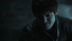 extant_GameOfThrones_6x01-TheRedWoman_0939