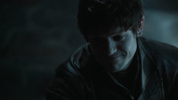 extant_GameOfThrones_6x01-TheRedWoman_0940