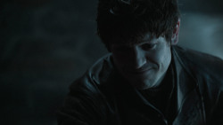 extant_GameOfThrones_6x01-TheRedWoman_0941