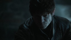 extant_GameOfThrones_6x01-TheRedWoman_0962
