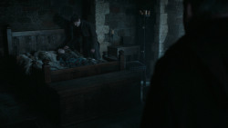 extant_GameOfThrones_6x01-TheRedWoman_0966