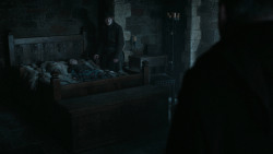 extant_GameOfThrones_6x01-TheRedWoman_0968